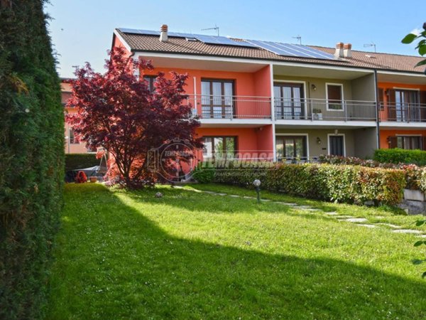 casa indipendente in vendita a Brandizzo