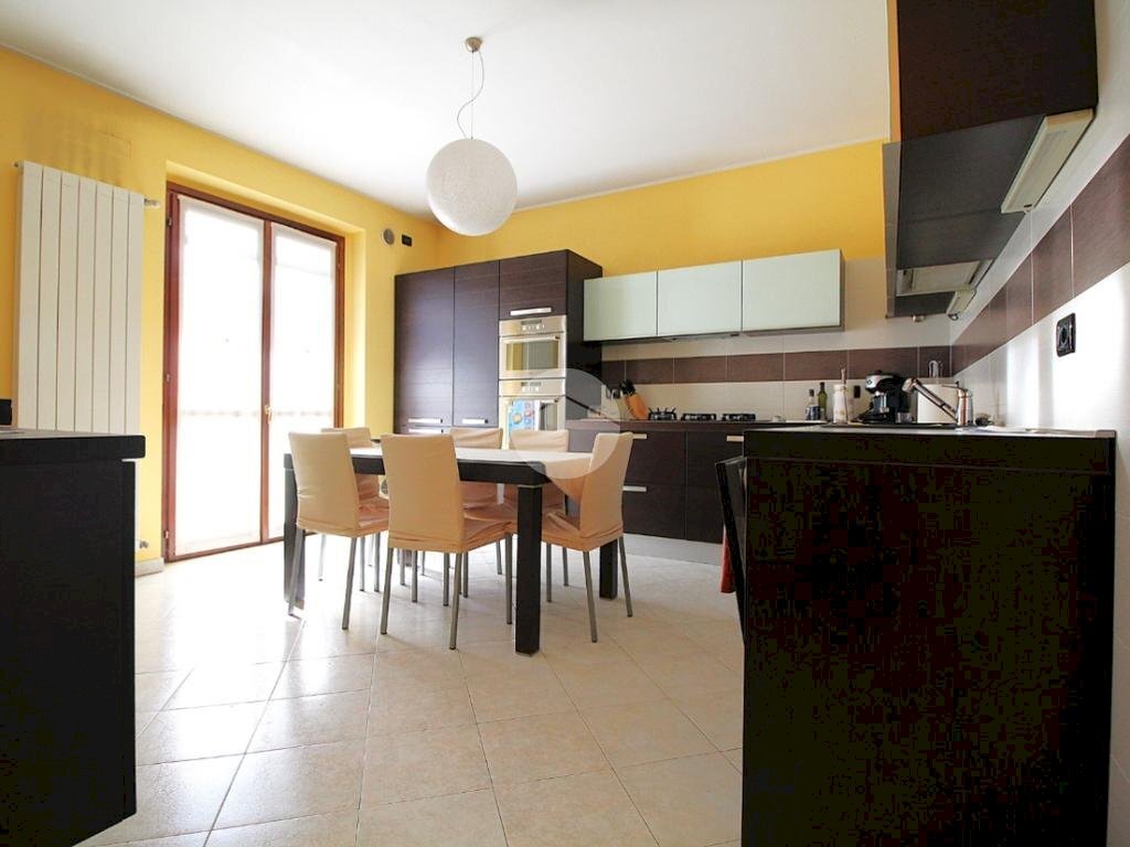 appartamento in vendita a Brandizzo