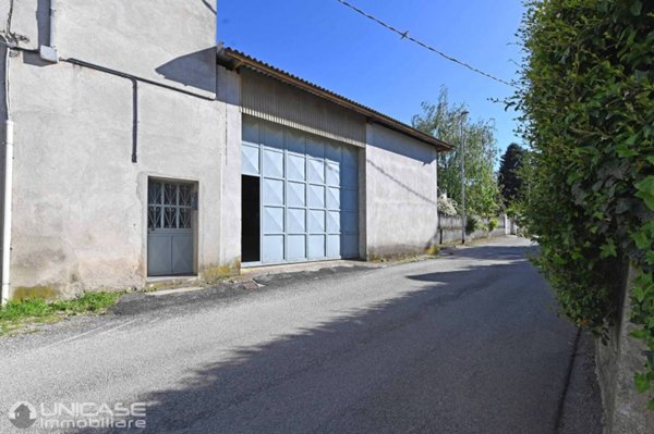 casa indipendente in vendita a Bricherasio