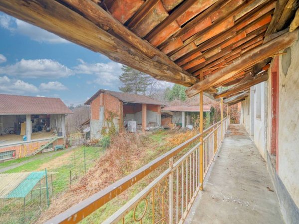 casa indipendente in vendita a Bricherasio