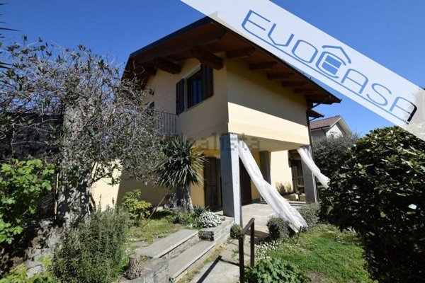 casa semindipendente in vendita a Bricherasio
