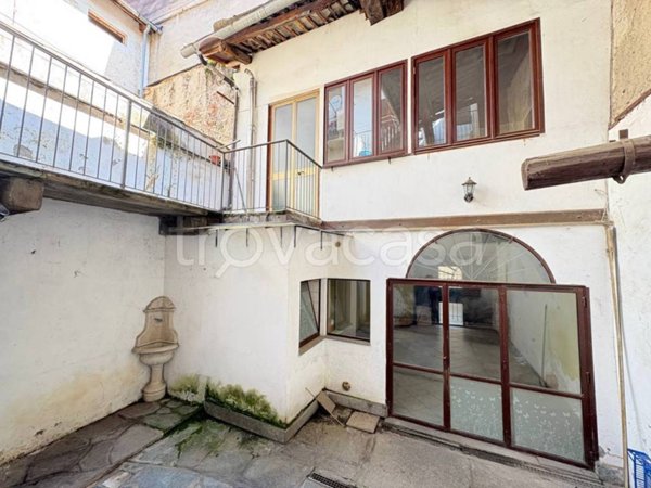 casa indipendente in vendita a Bricherasio