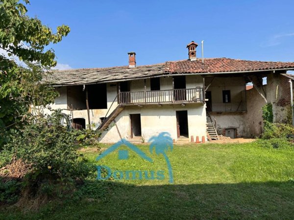 casa indipendente in vendita a Bricherasio