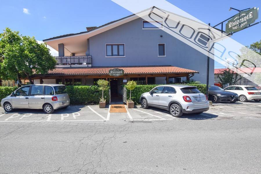 negozio in vendita a Bricherasio