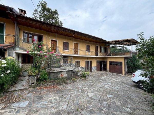 casa indipendente in vendita a Bricherasio in zona San Michele