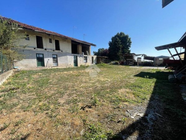 casa indipendente in vendita a Bricherasio