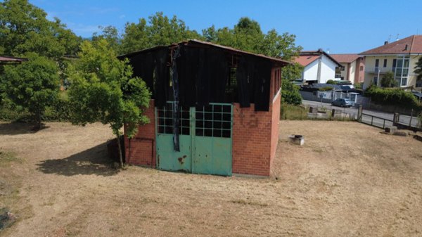 locale di sgombero in vendita a Bricherasio
