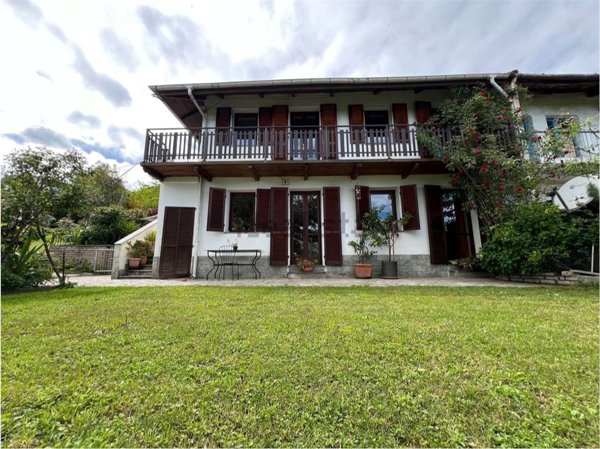 casa indipendente in vendita a Bricherasio