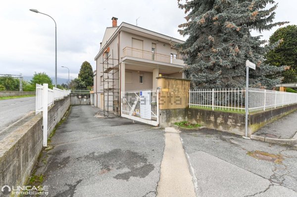 locale di sgombero in vendita a Bricherasio