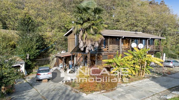 casa indipendente in vendita a Bricherasio in zona Cappella Moreri