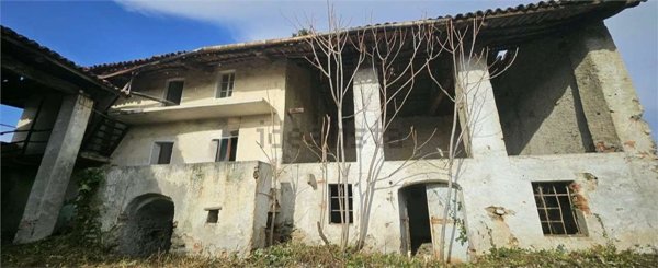 casa indipendente in vendita a Bricherasio