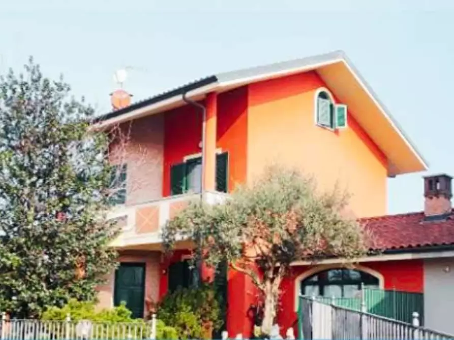 casa indipendente in vendita a Bricherasio