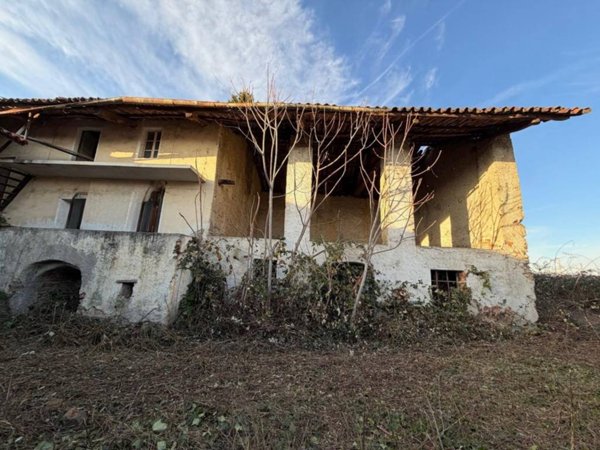 casa indipendente in vendita a Bricherasio