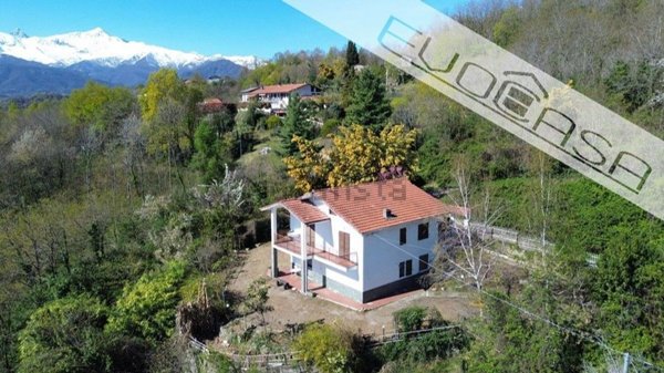 casa indipendente in vendita a Bricherasio