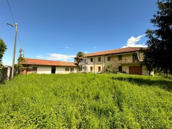 terreno edificabile in vendita a Bricherasio