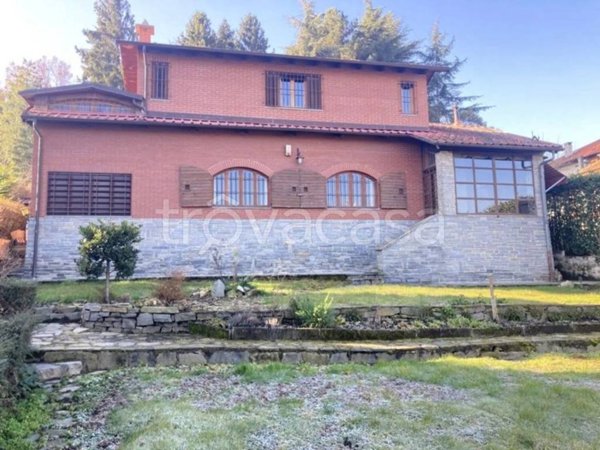 casa indipendente in vendita a Bricherasio