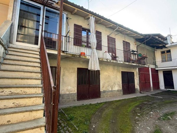 casa indipendente in vendita a Bricherasio