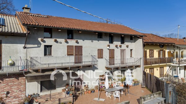 casa indipendente in vendita a Bricherasio