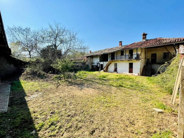 casa indipendente in vendita a Bricherasio