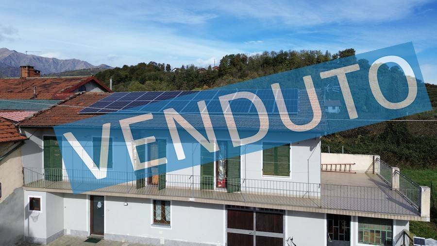 casa indipendente in vendita a Bricherasio