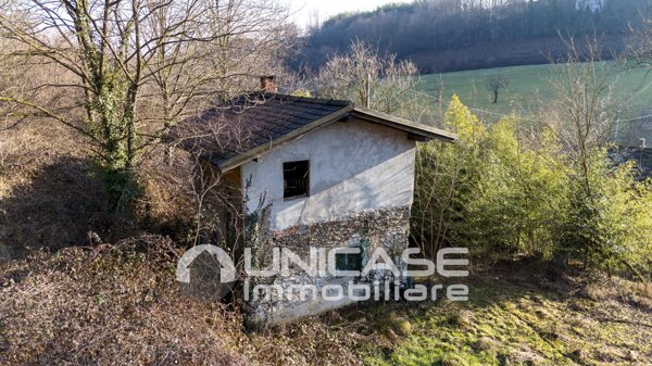 locale di sgombero in vendita a Bricherasio in zona San Michele