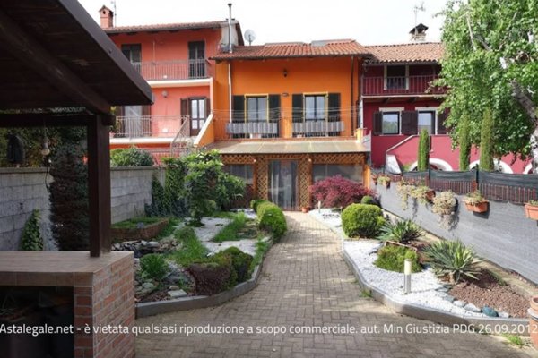 appartamento in vendita a Bricherasio in zona Cappella Moreri