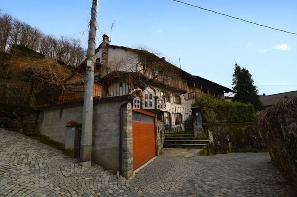 casa indipendente in vendita a Brosso