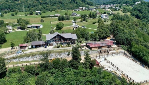 casa indipendente in vendita a Brosso