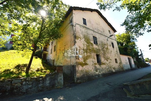casa indipendente in vendita a Brosso