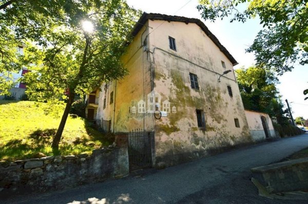 casa indipendente in vendita a Brosso