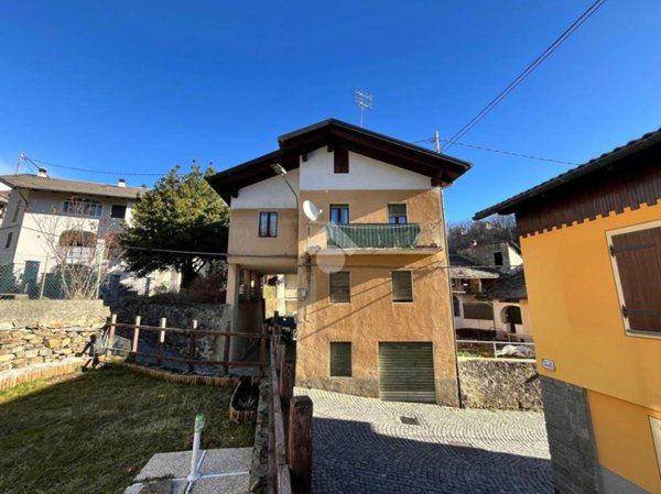 casa indipendente in vendita a Brosso
