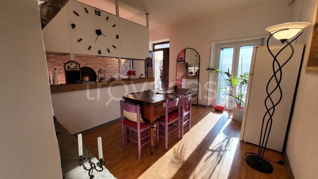 casa indipendente in vendita a Brozolo in zona Stazione