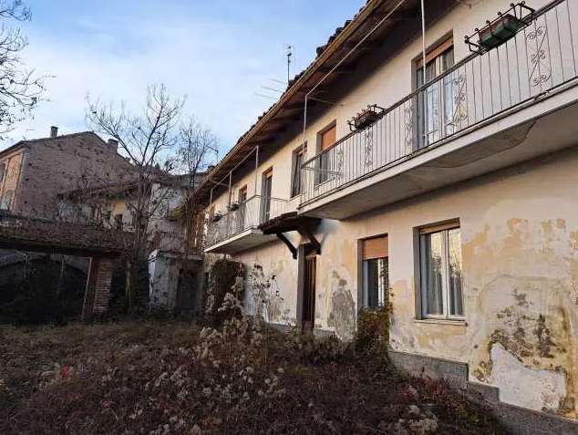 intera palazzina in vendita a Brozolo in zona Braia