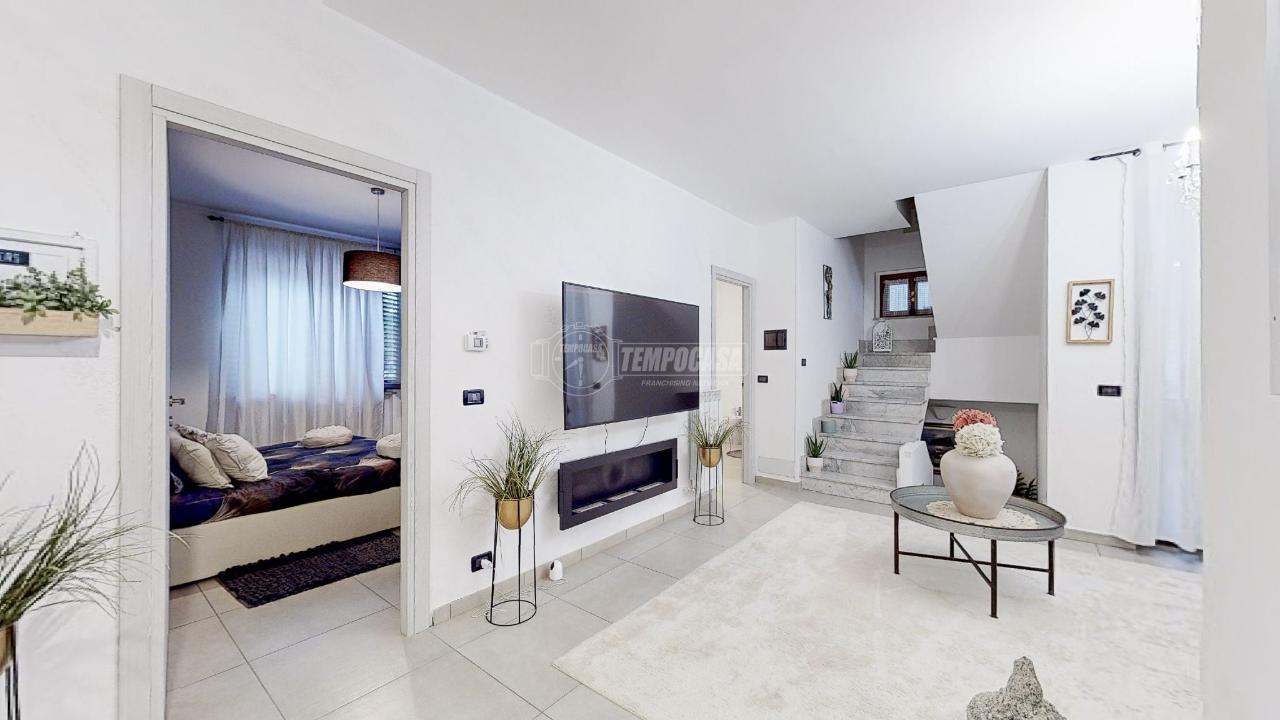 casa indipendente in vendita a Bruino