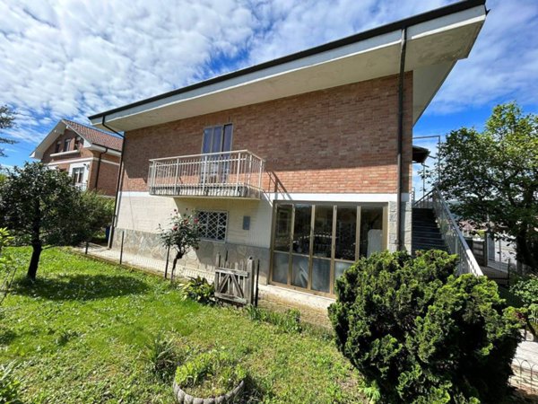 casa indipendente in vendita a Bruino in zona Villaggio Alba Serena