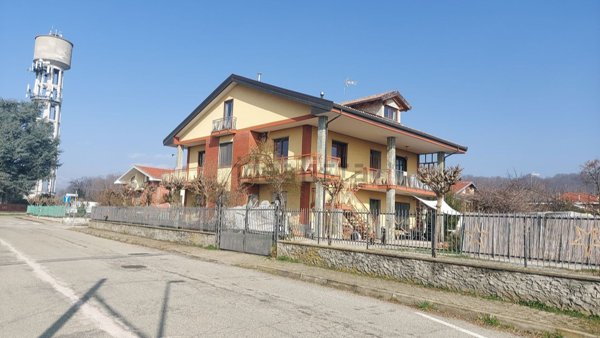 casa indipendente in vendita a Bruino in zona Villaggio Alba Serena