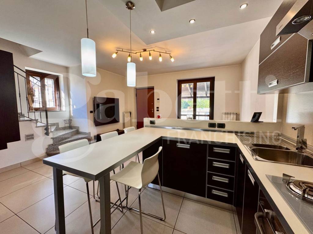 casa indipendente in vendita a Bruino