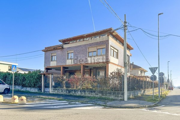 casa indipendente in vendita a Bruino