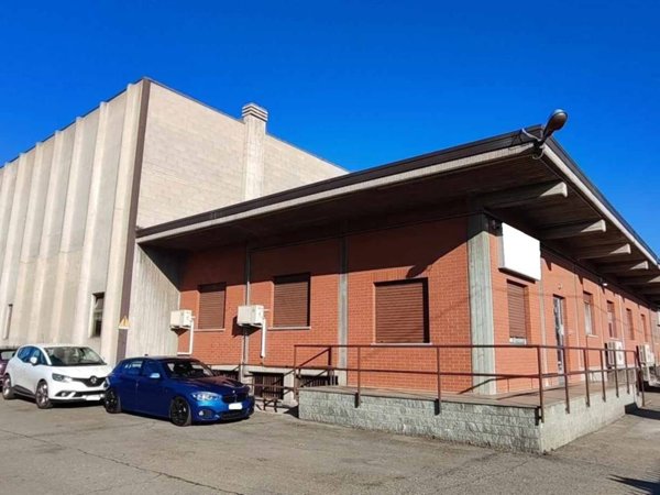 locale commerciale in vendita a Bruino