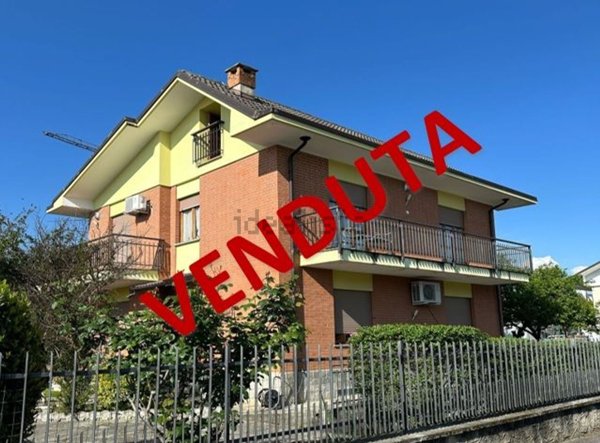 casa indipendente in vendita a Bruino