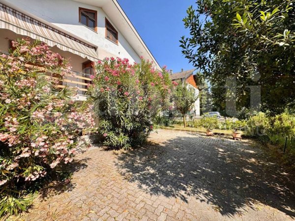 casa indipendente in vendita a Bruino in zona Villaggio Alba Serena