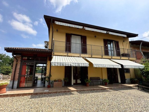 casa indipendente in vendita a Bruino