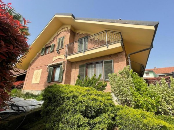 casa indipendente in vendita a Bruino