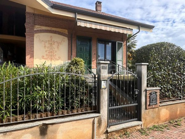 casa indipendente in vendita a Bruino