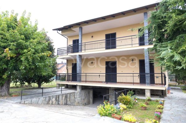casa indipendente in vendita a Bruino