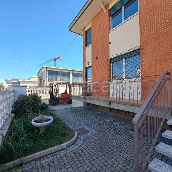 capannone in vendita a Bruino