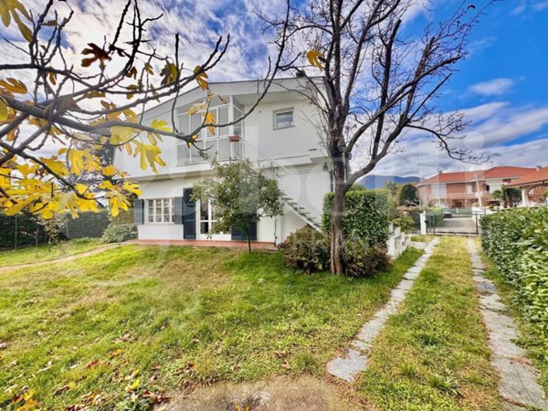 casa indipendente in vendita a Bruino