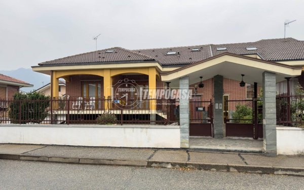 casa indipendente in vendita a Bruino