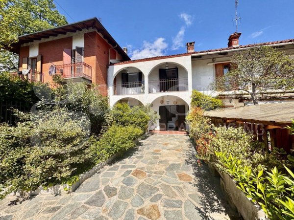 casale in vendita a Bruino