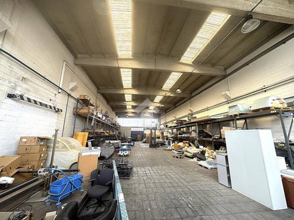 capannone in vendita a Bruino